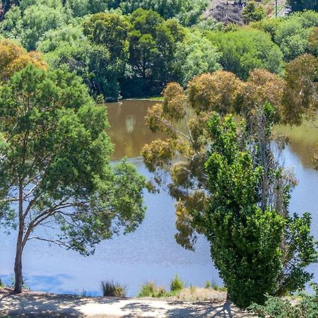 Balconies Lakeside - Studio Apartment 2 Daylesford Εξωτερικό φωτογραφία